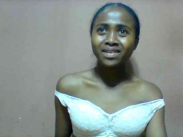 Clarah1 webcam