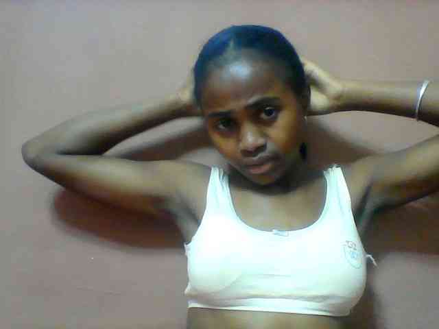 Clarah1 webcam