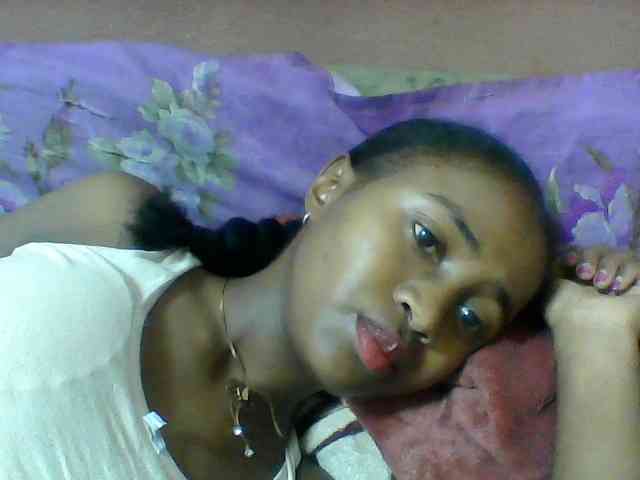 Clarah1 webcam