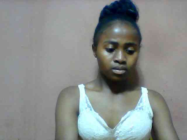 Clarah1 webcam
