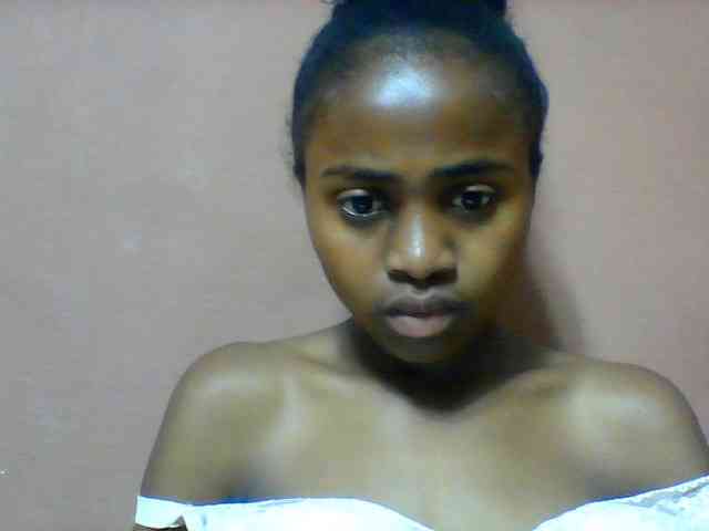 Clarah1 webcam