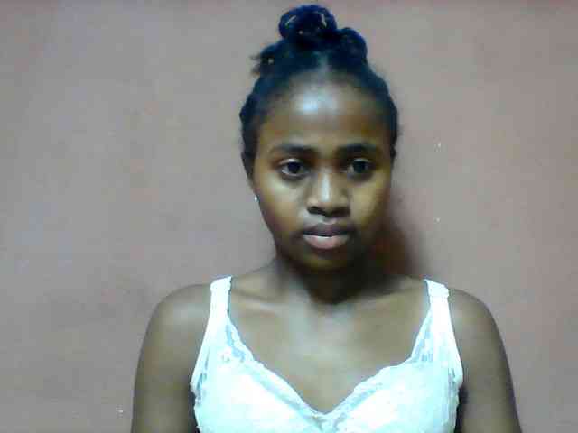 Clarah1 webcam