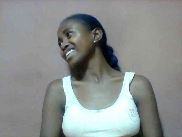 Clarah1 webcam