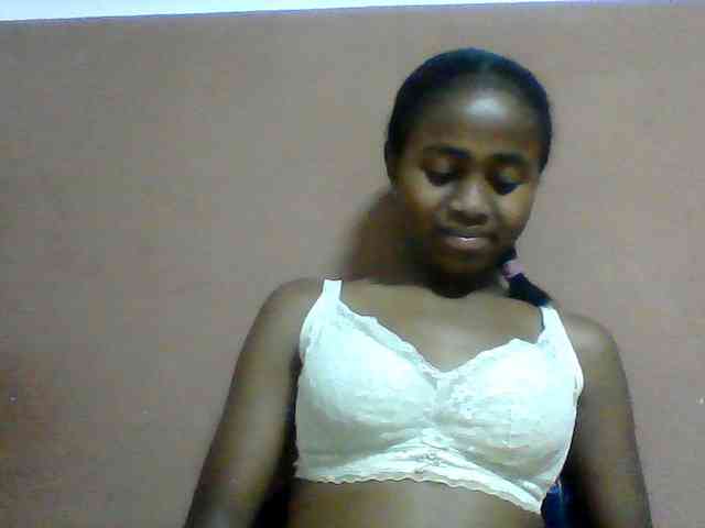 Clarah1 webcam