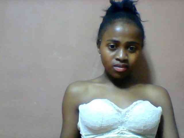 Clarah1 webcam