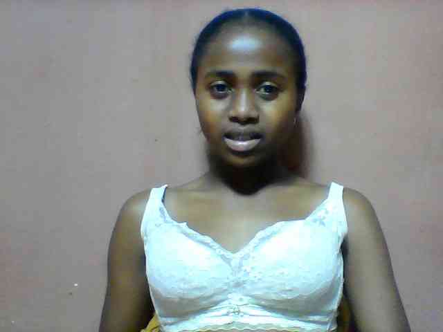 Clarah1 webcam