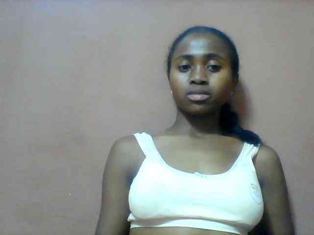Clarah1 webcam