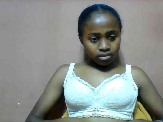 Clarah1 webcam