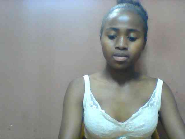 Clarah1 webcam