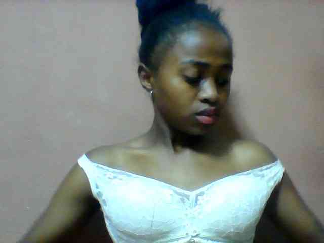 Clarah1 webcam