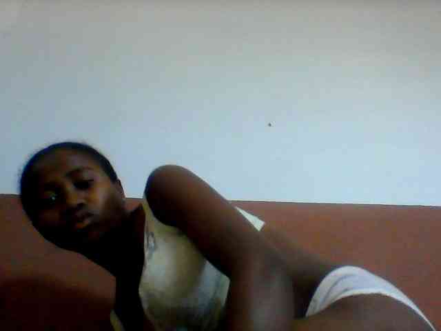 Clarah1 webcam