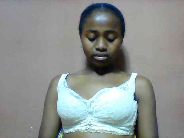 Clarah1 webcam