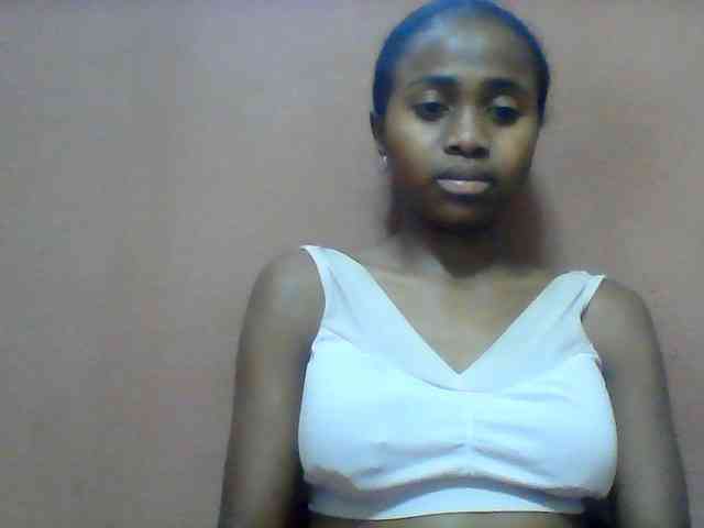 Clarah1 webcam