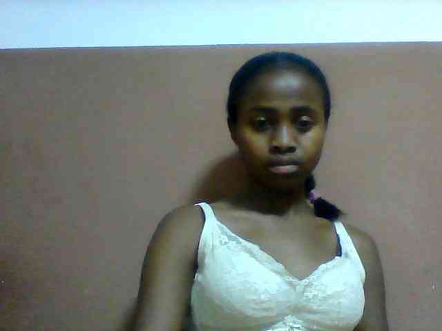 Clarah1 webcam