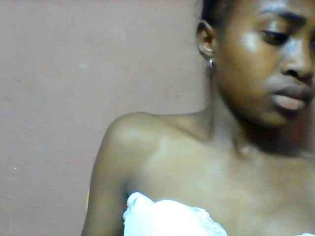 Clarah1 webcam