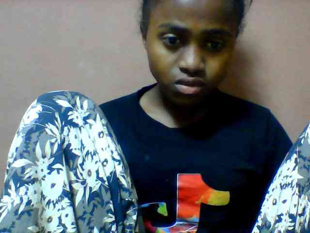 Clarah1 webcam