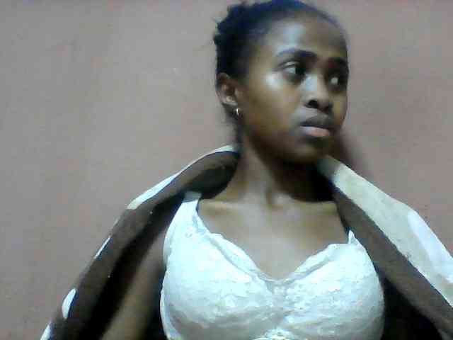 Clarah1 webcam