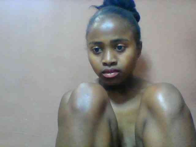 Clarah1 webcam