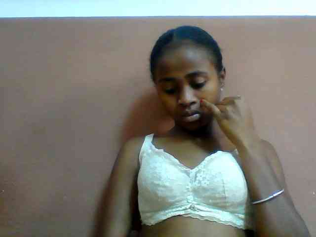Clarah1 webcam