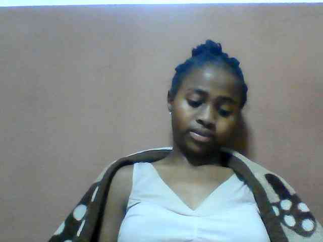 Clarah1 webcam