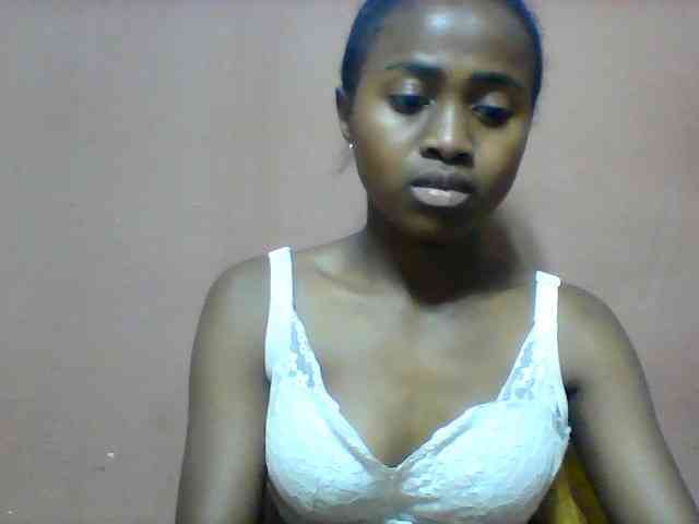 Clarah1 webcam
