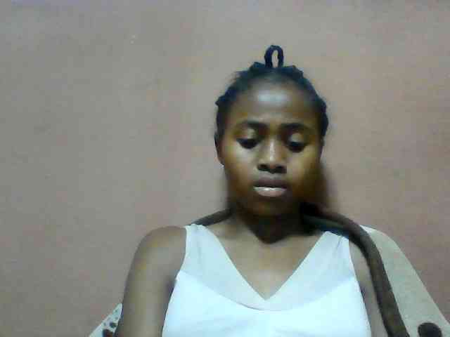 Clarah1 webcam
