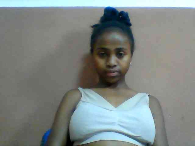 Clarah1 webcam