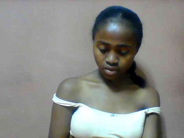 Clarah1 webcam