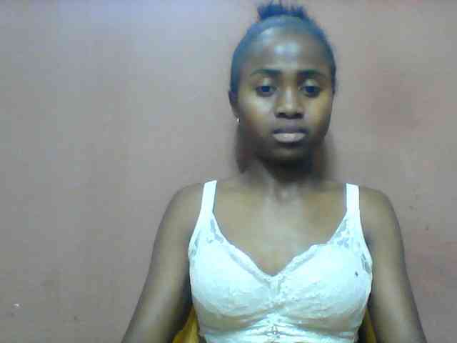 Clarah1 webcam