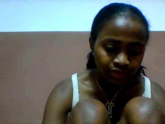 Clarah1 webcam