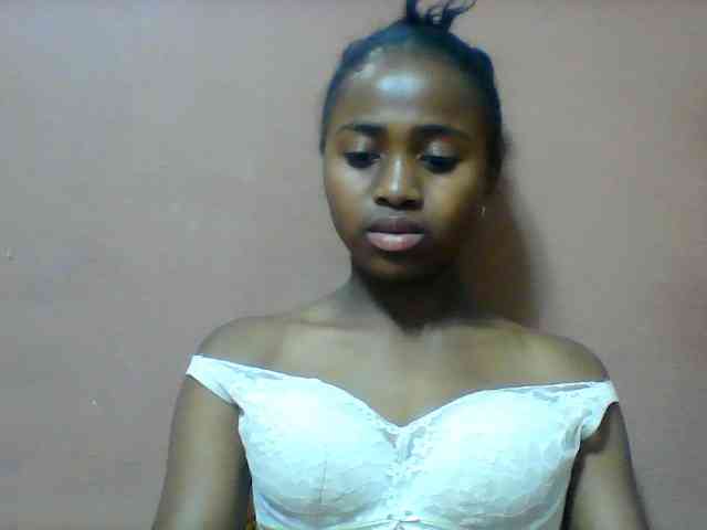 Clarah1 webcam