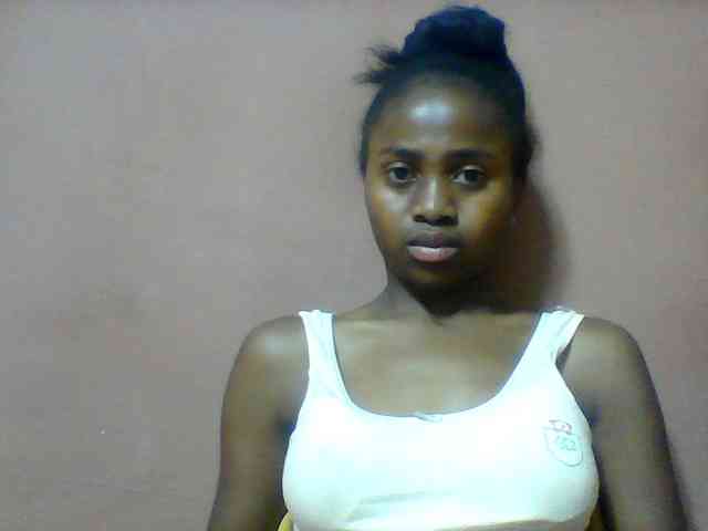 Clarah1 webcam