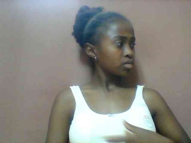 Clarah1 webcam