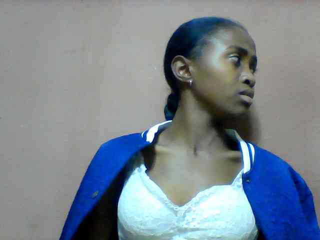 Modèle: Clarah1