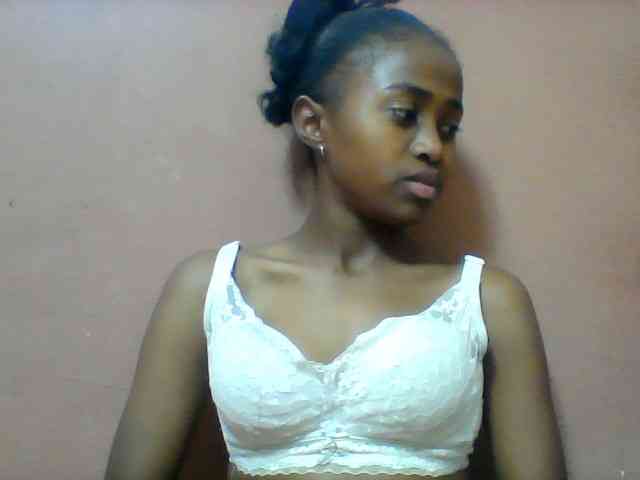Clarah1 webcam