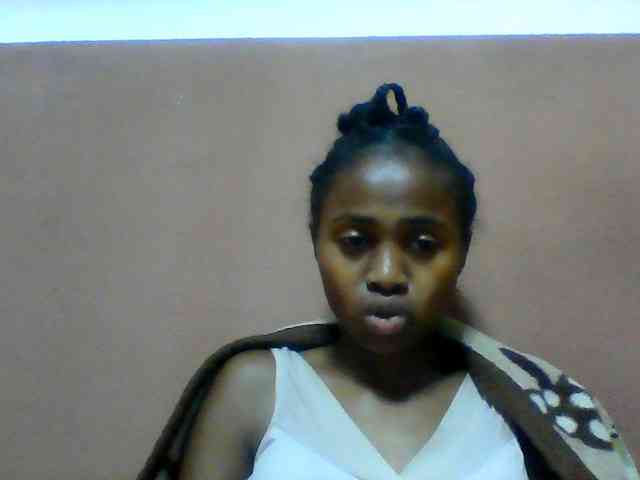 Clarah1 webcam