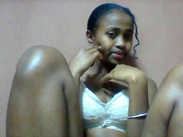 Clarah1 webcam
