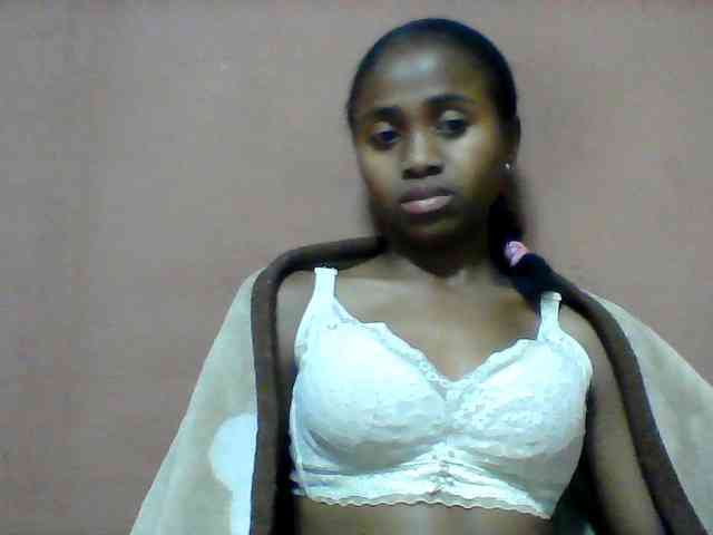 Clarah1 webcam