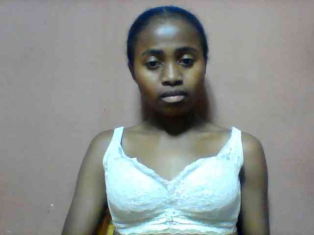 Clarah1 webcam
