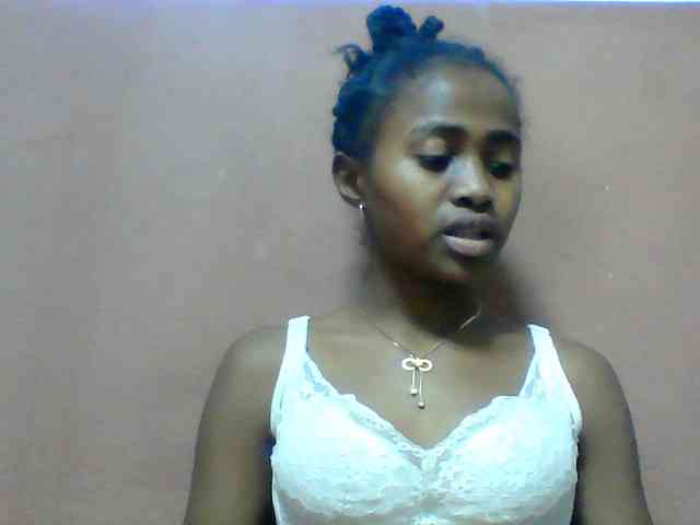 Clarah1 webcam