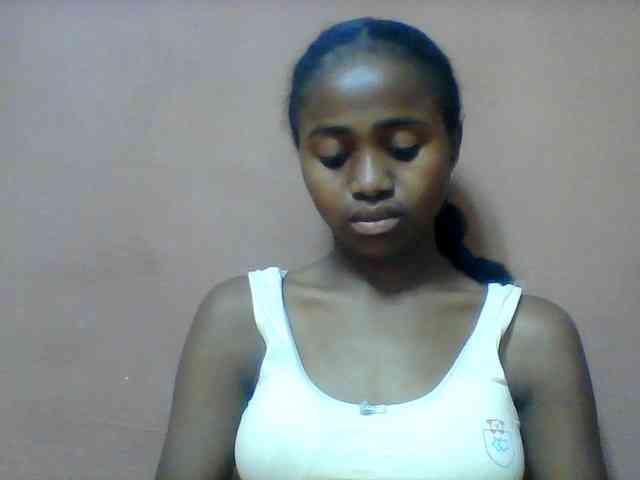 Clarah1 webcam