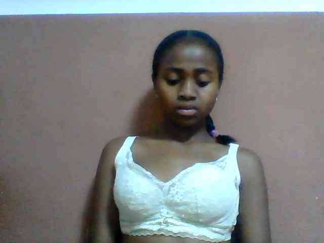 Clarah1 webcam