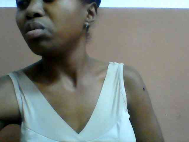 Clarah1 webcam