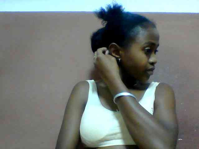 Clarah1 webcam