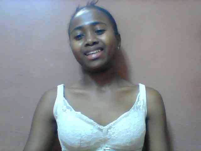 Clarah1 webcam
