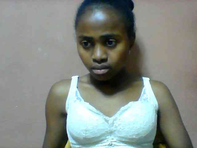 Clarah1 webcam