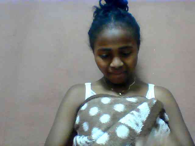 Clarah1 webcam