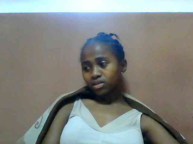 Clarah1 webcam