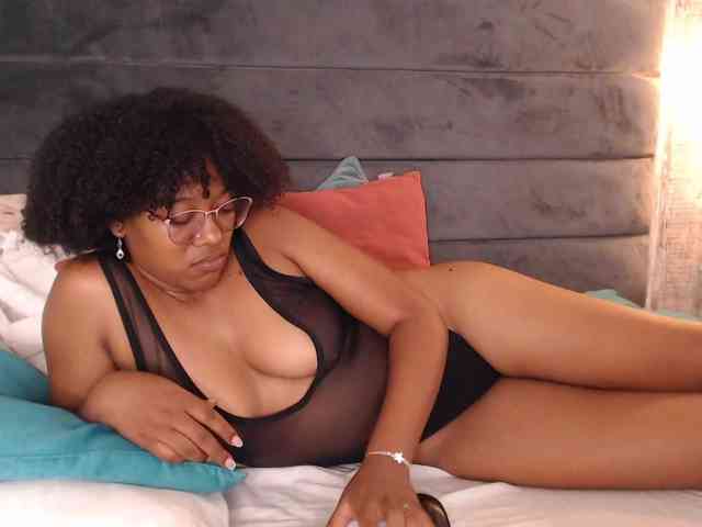 AlyaHasley webcam
