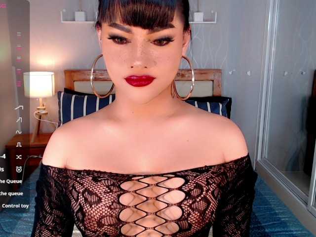 SabrinaCUMpenter — live trans cam